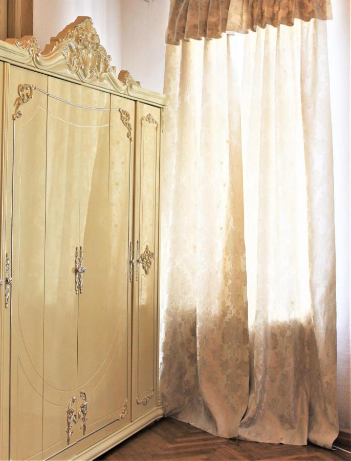 Guesthouse Medea On Pushkini 4 库塔伊西 外观 照片